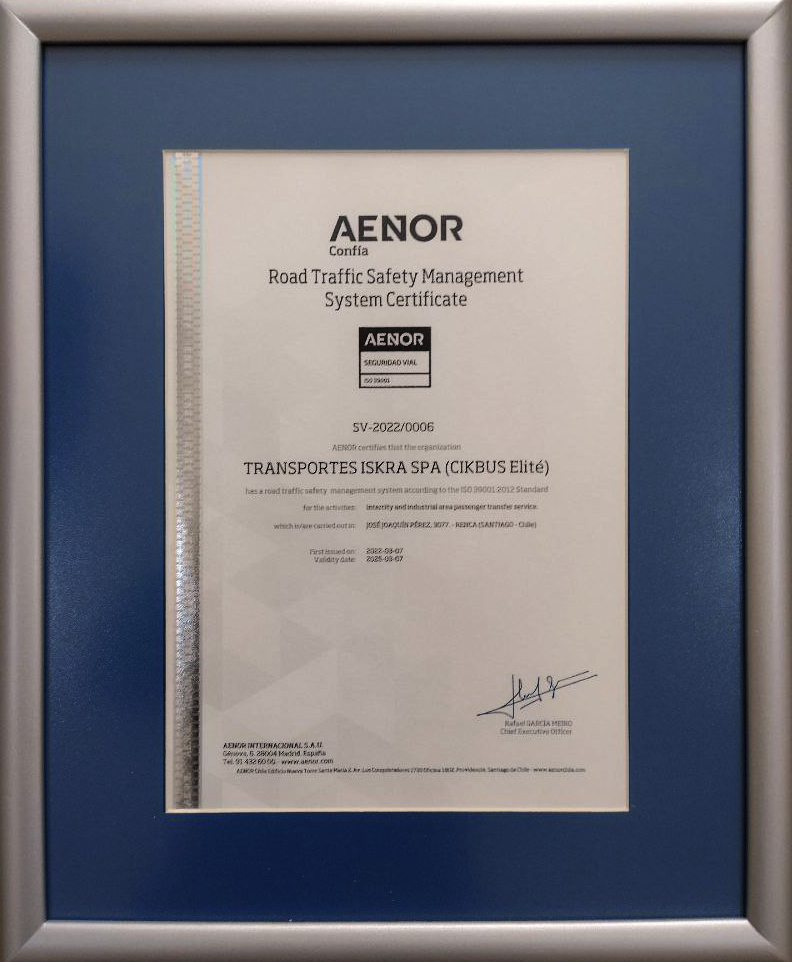 Certificado ISO 39001 en seguridad vial entregado por aenor a cikbus elite